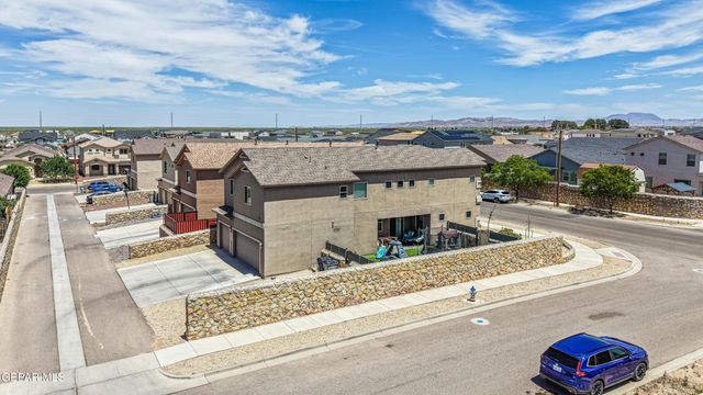 4833 MARK AVIZO Street, El Paso, TX 79938