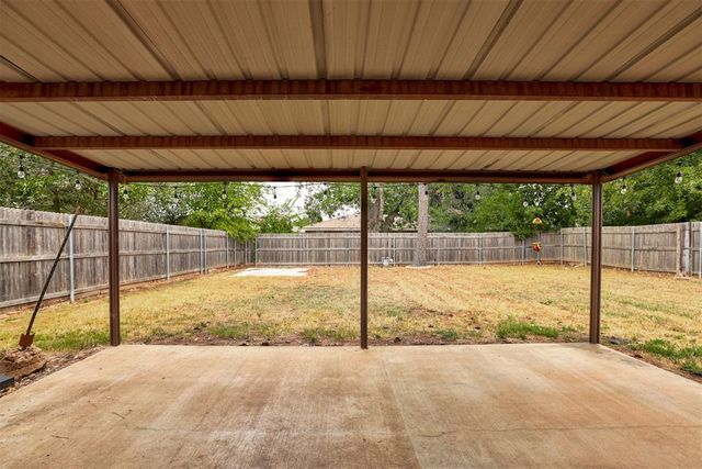 844 Englewood Road, Del City, OK 73115