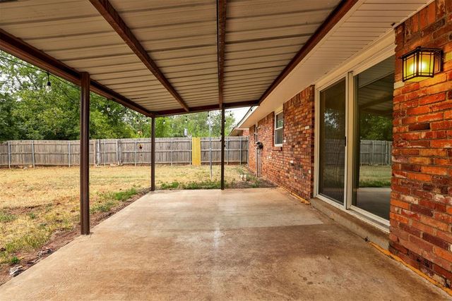 844 Englewood Road, Del City, OK 73115