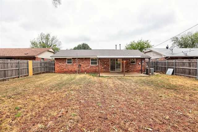 844 Englewood Road, Del City, OK 73115