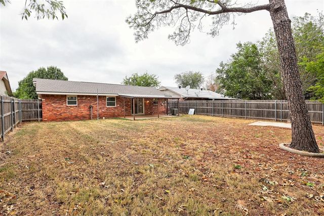 844 Englewood Road, Del City, OK 73115