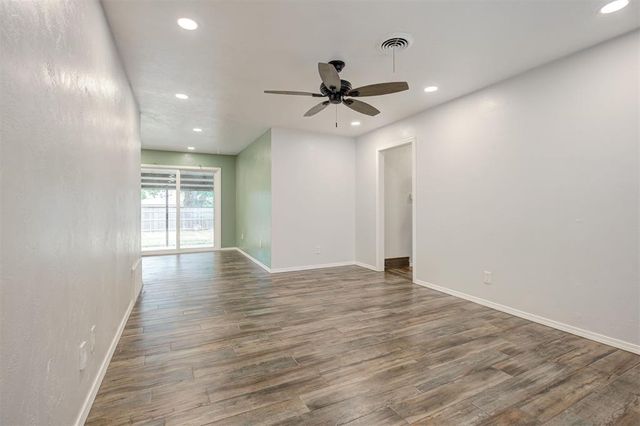 844 Englewood Road, Del City, OK 73115