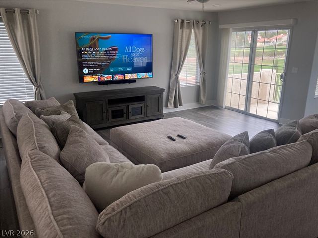 2429 ANTLER POINT Drive, Henderson, NV 89074