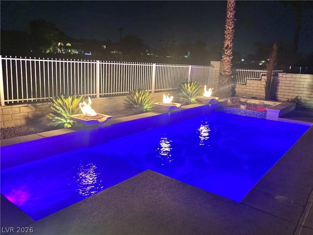 2429 ANTLER POINT Drive, Henderson, NV 89074