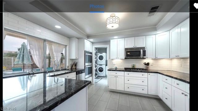 2429 ANTLER POINT Drive, Henderson, NV 89074