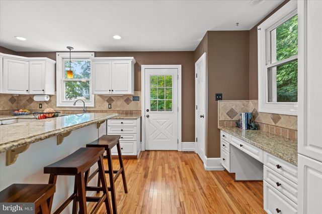 20 MERION AVE, Bryn Mawr, PA 19010