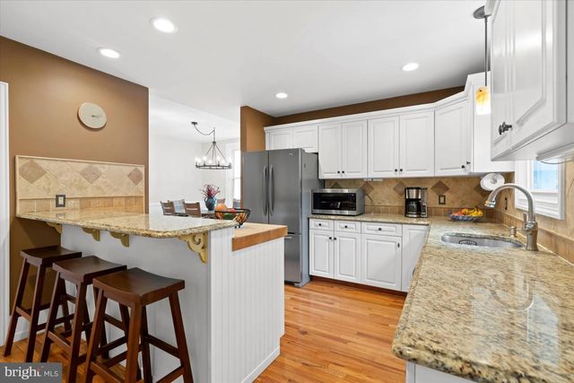 20 MERION AVE, Bryn Mawr, PA 19010