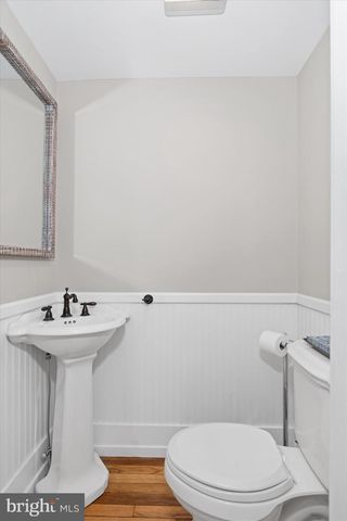 20 MERION AVE, Bryn Mawr, PA 19010