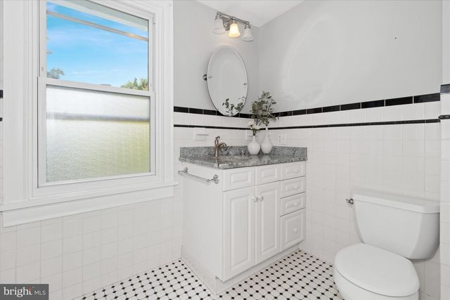 20 MERION AVE, Bryn Mawr, PA 19010