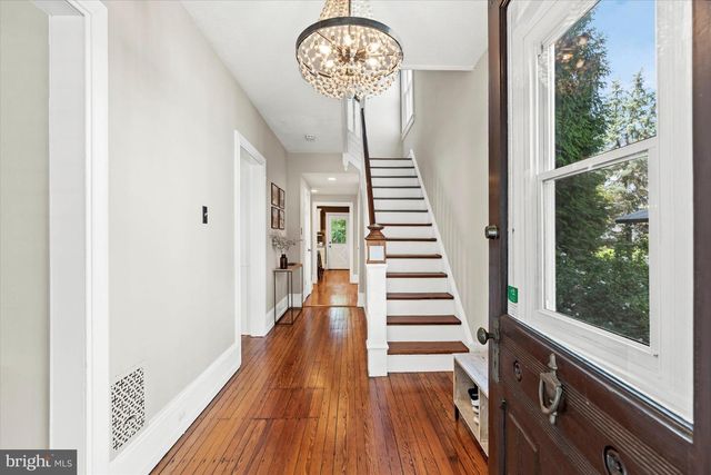 20 MERION AVE, Bryn Mawr, PA 19010