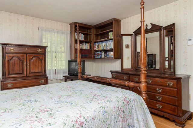 347 Lower Ridge Road, Loudon, NH 03307