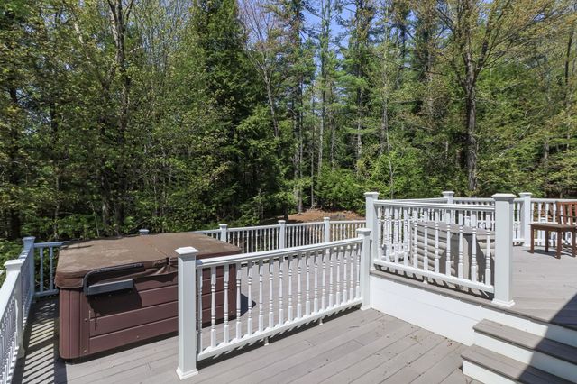 347 Lower Ridge Road, Loudon, NH 03307