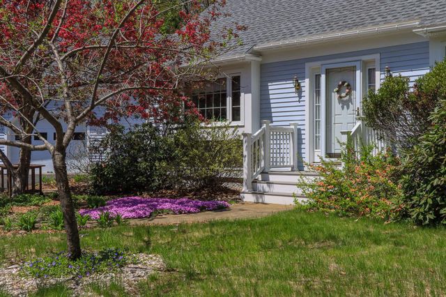 347 Lower Ridge Road, Loudon, NH 03307