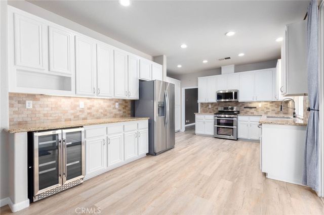 31826 Cypress View Court, Menifee, CA 92584