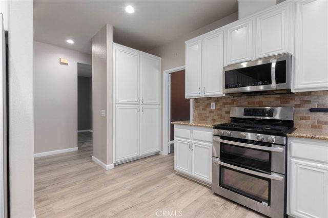 31826 Cypress View Court, Menifee, CA 92584