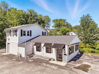 148 Putnam Pike, Johnston, RI 02919