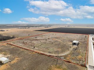 824 County Road 451, Coupland, TX 78615