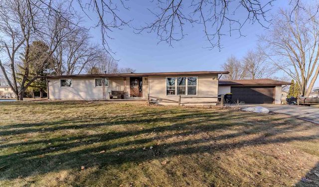 1615 Lakeview Drive, Tomah, WI 54660