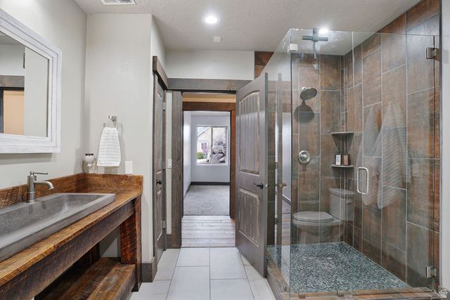 858 E 600 S, Santaquin, UT 84655
