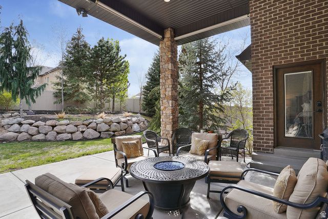 858 E 600 S, Santaquin, UT 84655