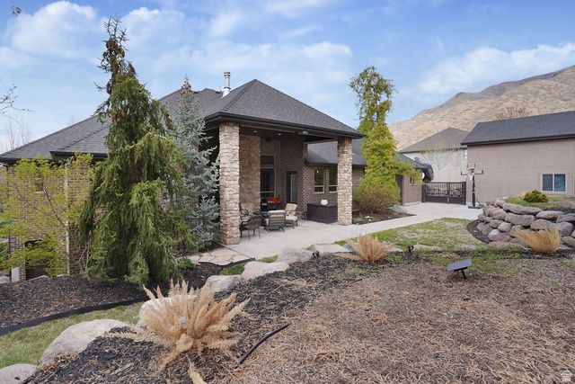 858 E 600 S, Santaquin, UT 84655