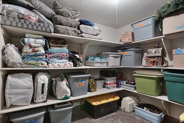 858 E 600 S, Santaquin, UT 84655