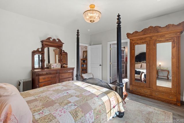 792 ALAMO BEACH RD, Pipe Creek, TX 78063