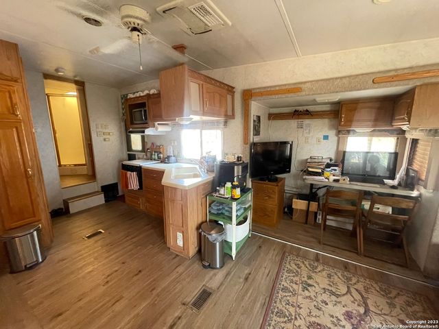 792 ALAMO BEACH RD, Pipe Creek, TX 78063