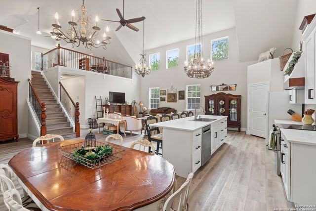 792 ALAMO BEACH RD, Pipe Creek, TX 78063