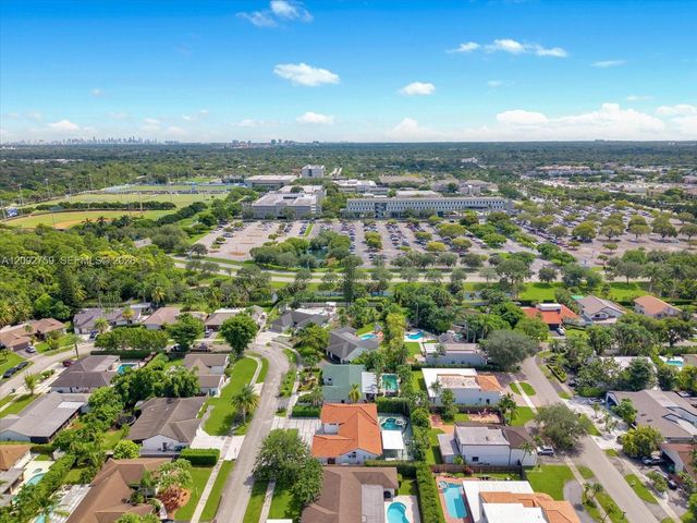 11464 SW 100th Terrace, Miami, FL 33176