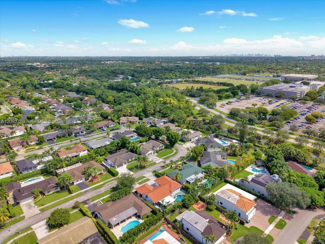 11464 SW 100th Terrace, Miami, FL 33176