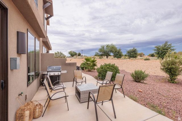 5031 N ESCAPES DR, St. George, UT 84770