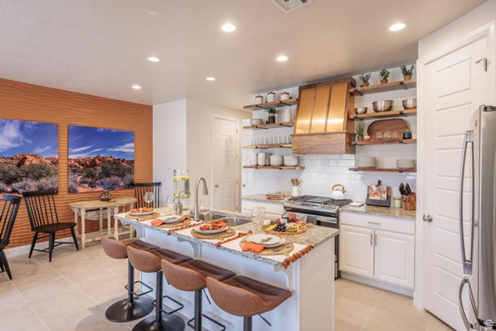 5031 N ESCAPES DR, St. George, UT 84770