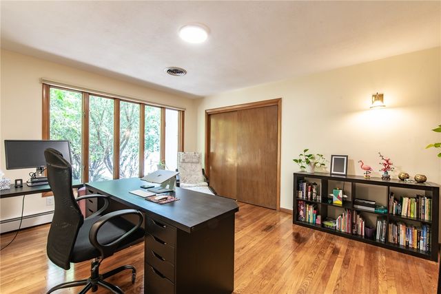 165 Kent Drive, East Greenwich, RI 02818