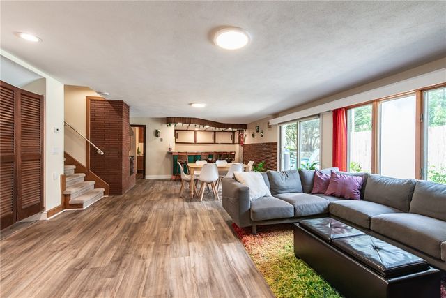 165 Kent Drive, East Greenwich, RI 02818