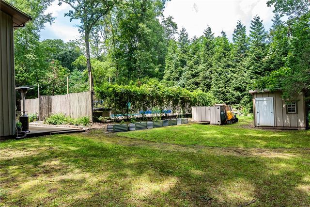165 Kent Drive, East Greenwich, RI 02818