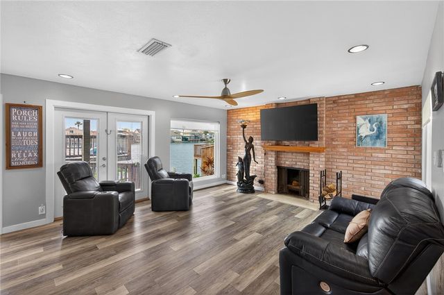 13737 Cayo Gorda Ct, Corpus Christi, TX 78418