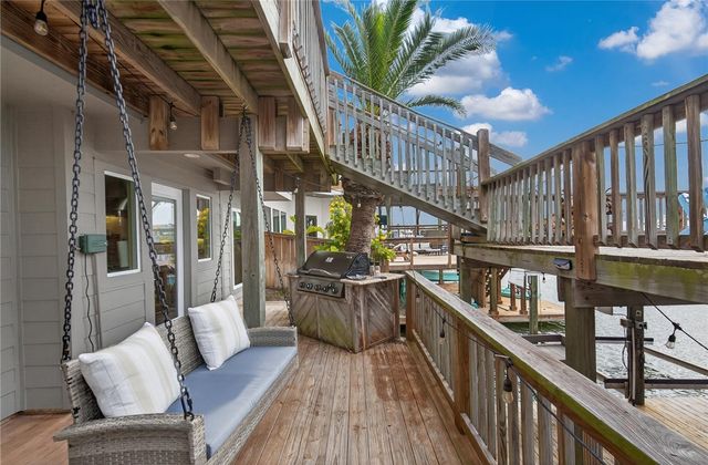 13737 Cayo Gorda Ct, Corpus Christi, TX 78418