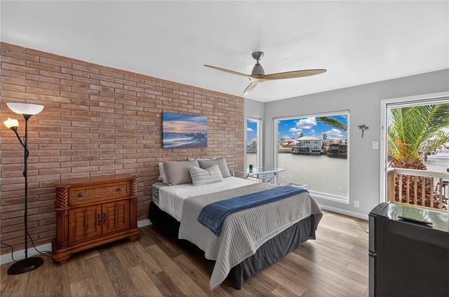 13737 Cayo Gorda Ct, Corpus Christi, TX 78418