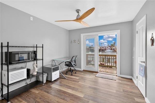 13737 Cayo Gorda Ct, Corpus Christi, TX 78418