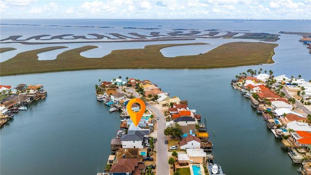 13737 Cayo Gorda Ct, Corpus Christi, TX 78418