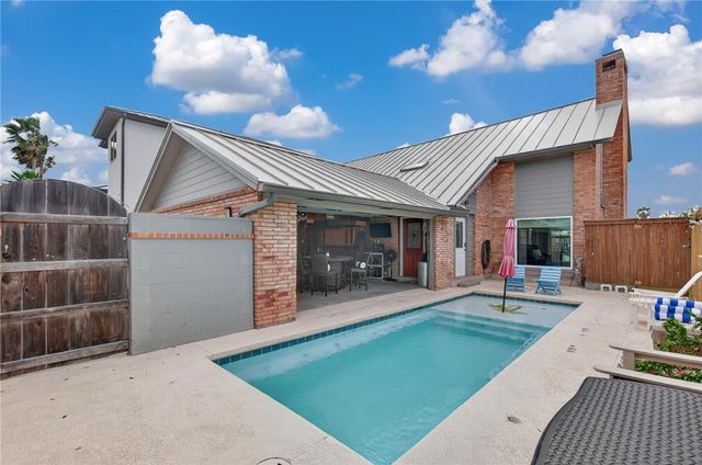 13737 Cayo Gorda Ct, Corpus Christi, TX 78418