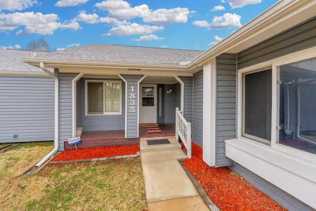 1835 S Cypress St, Wichita, KS 67207