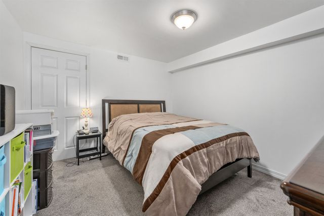 1835 S Cypress St, Wichita, KS 67207