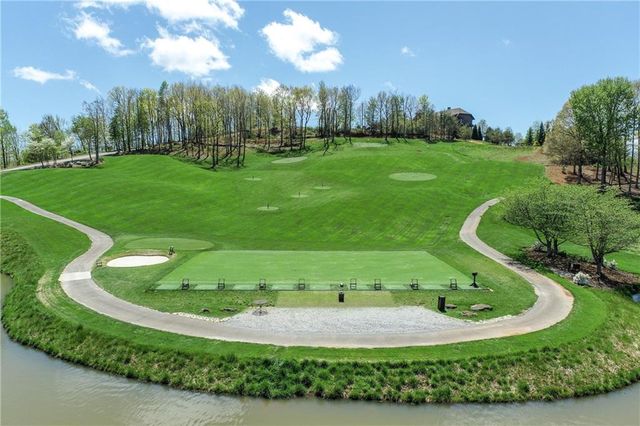 227 Village Club Trail, Clayton, GA 30525