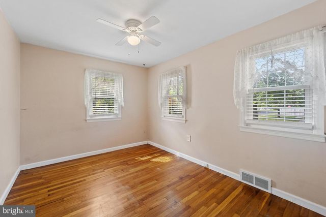 421 ARCH ST, Delran, NJ 08075
