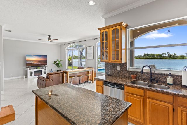 2905 SW 139th Avenue, Miramar, FL 33027
