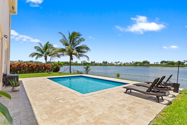 2905 SW 139th Avenue, Miramar, FL 33027