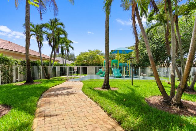 2905 SW 139th Avenue, Miramar, FL 33027