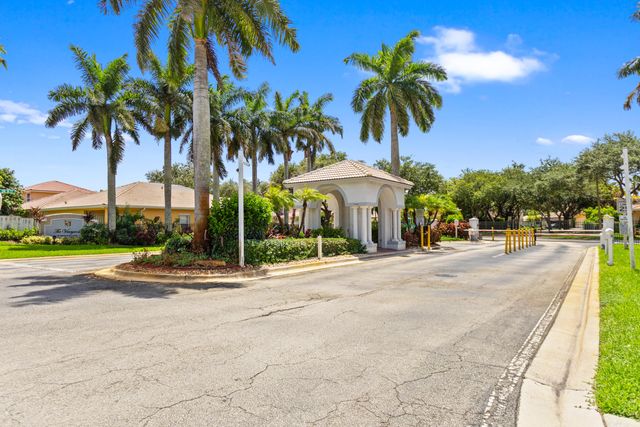 2905 SW 139th Avenue, Miramar, FL 33027